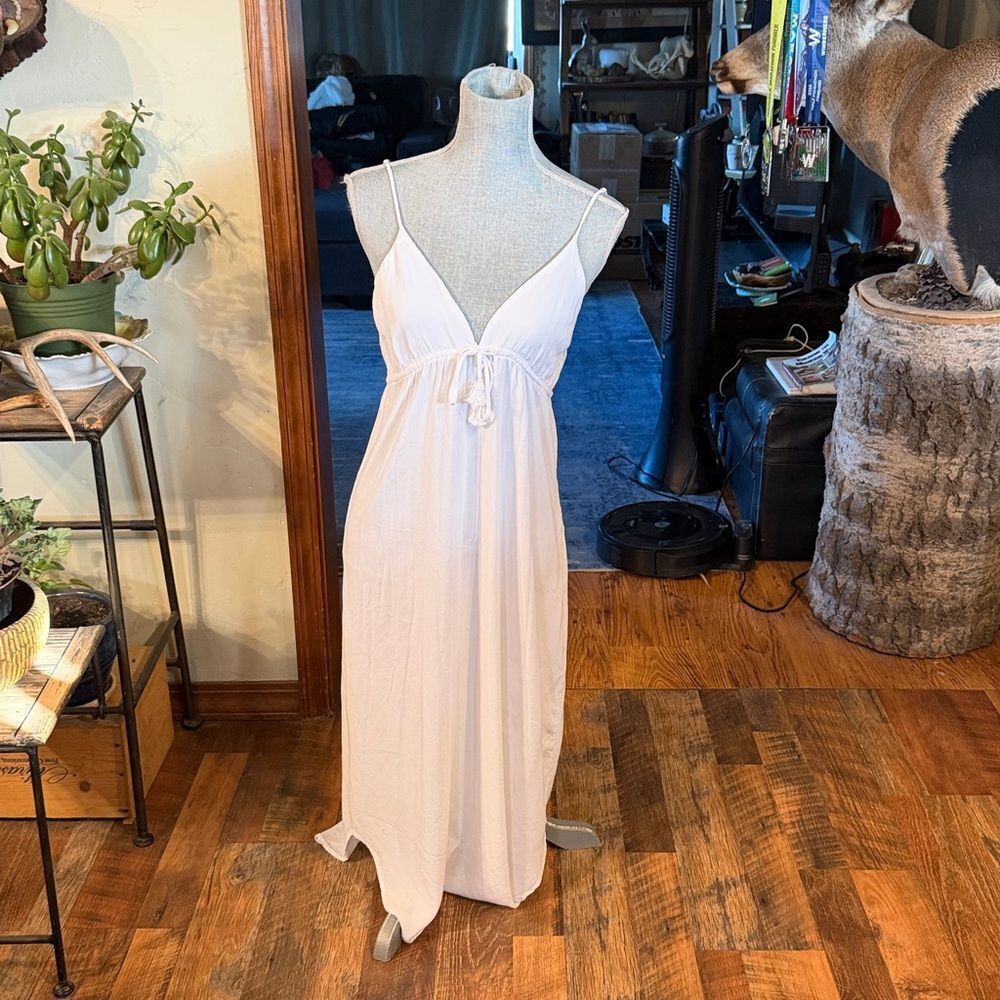 Elegant white Spaghetti Strap nightgown S (6030)